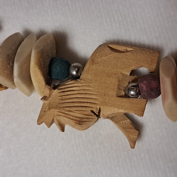 VTG African Safari Necklace - Picture 6 of 10